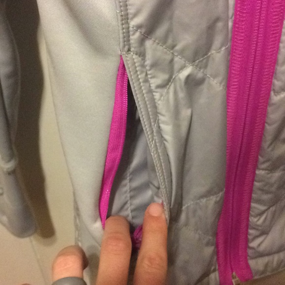 North face jacket - Picture 4 of 6